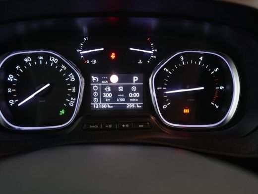 Volvo  C40 Single Motor Core 69 kWh | Climate-Pack: Warmtepomp | Stuur/stoelverwarming | Camera | Getint gla... ActivLease financial lease