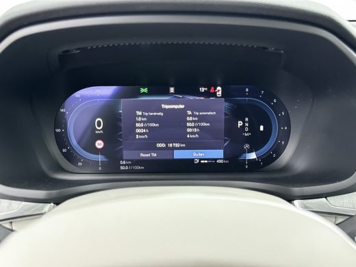Volvo  V60 B4 Plus Dark | 19" | Panoramadak | Full LED | Getint glas | Elektrisch verst. stoelen | Stoel/stu... ActivLease financial lease