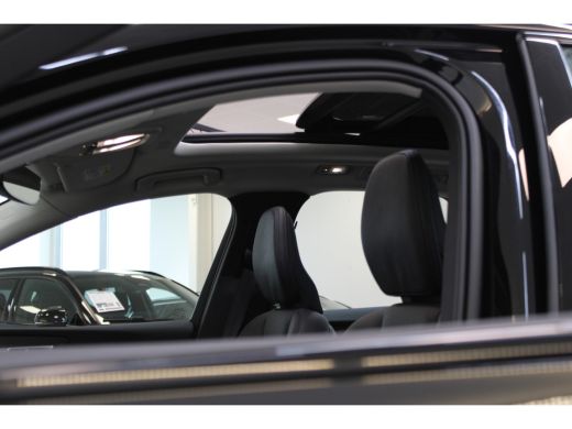 Volvo  XC60 Volvo T6 AWD Ultimate Dark 350PK | Luchtvering | B&W Audio | Trekhaak | 21'' | 360º view | HUD | ... ActivLease financial lease