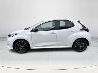Toyota Yaris 1.5 Hybrid GR Sport **STOELVERWARMING/DODEHOEK DETECTIE/ KEYLESS/ 36 MAANDEN GARANTIE**