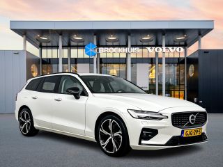 Volvo  V60 B4 Plus Dark | 19" | Panoramadak | Full LED | Getint glas | Elektrisch verst. stoelen | Stoel/stu...