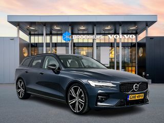 Volvo  V60 B4 Ultra Dark | 20" | Geventileerd nappa | Massagestoelen | Bowers & Wilkins | 360 Camera | Sport...