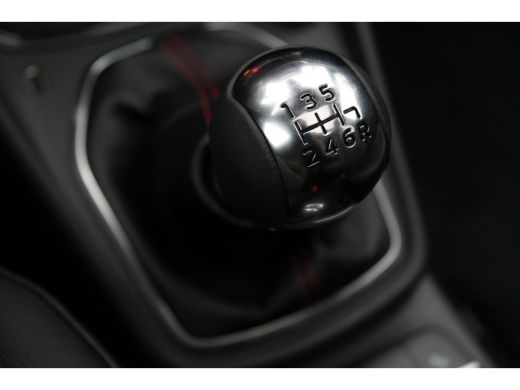 Ford Puma 1.0EB HYBRID ST-LINE | NL-AUTO! | WINTERPACK | ADAPT. CRUISE | CLIMA | 1E EIGENAAR! | NAVI | BLIS... ActivLease financial lease