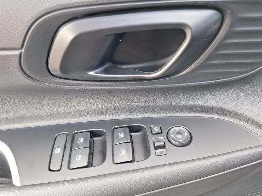 Hyundai Bayon 1.0 T-GDI Comfort Smart | Kop-er-af-Voordeel! | Garantie t/m 04.2029! | Rijklaarprijs! | ActivLease financial lease