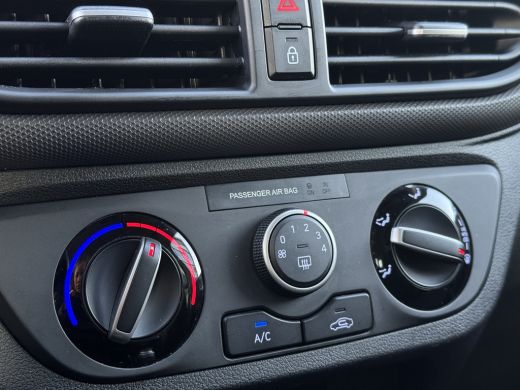 Hyundai i10 1.0 66pk Comfort | LED | Airco | Carplay | Navigatie | Bluetooth | Cruisecontrol | 1e Eigenaar ActivLease financial lease