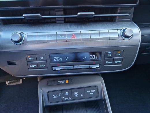 Hyundai KONA Electric Premium 65.4 kWh | Stoel Verwarming/Ventilatie | 360'Camara | ActivLease financial lease
