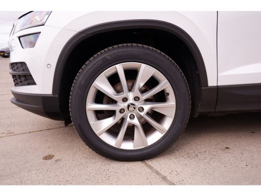 Skoda Karoq 1.5 TSI ACT Style | LED | Navi | Virtual Cockpit | Carplay | Camera ActivLease financial lease