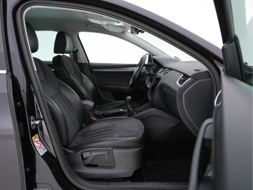 Skoda Octavia 1.0 TSI Greentech Style Business Aut. *FULL-LED | LEATHER-ALCANTARA | NAVI-FULLMAP | CANTON-AUDIO... ActivLease financial lease
