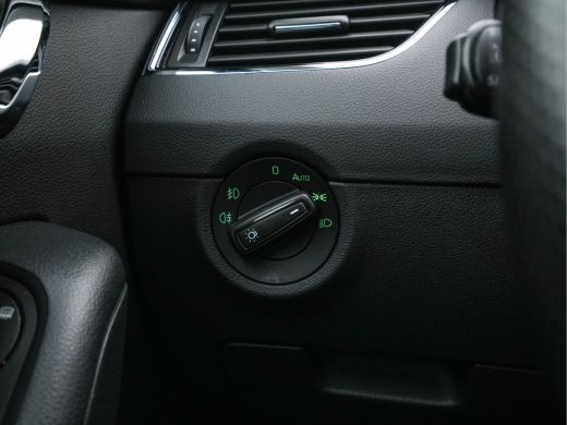 Skoda Octavia 1.0 TSI Greentech Style Business Aut. *FULL-LED | LEATHER-ALCANTARA | NAVI-FULLMAP | CANTON-AUDIO... ActivLease financial lease