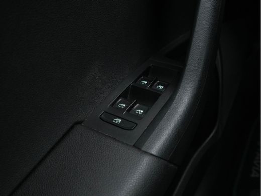 Skoda Octavia 1.0 TSI Greentech Style Business Aut. *FULL-LED | LEATHER-ALCANTARA | NAVI-FULLMAP | CANTON-AUDIO... ActivLease financial lease