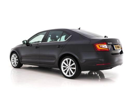 Skoda Octavia 1.0 TSI Greentech Style Business Aut. *FULL-LED | LEATHER-ALCANTARA | NAVI-FULLMAP | CANTON-AUDIO... ActivLease financial lease