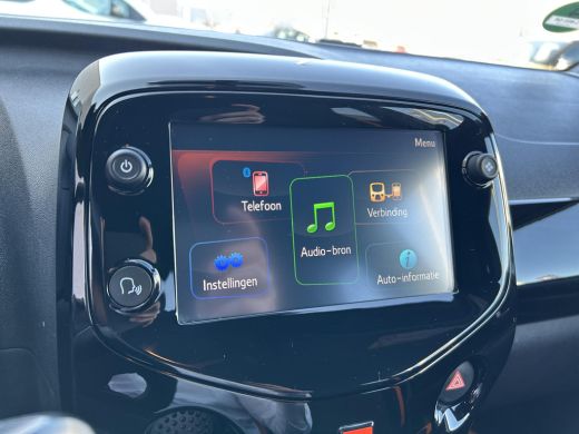 Toyota Aygo 1.0 VVT-i x-JBL ActivLease financial lease
