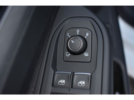 Volkswagen Golf Volkswagen Life Edition eHybrid | 'App-Connect' draadloze smartphone integratie | Achterbank in o... ActivLease financial lease