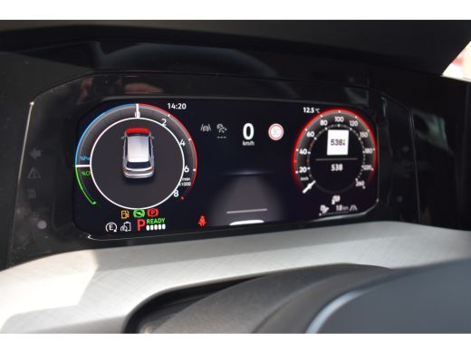 Volkswagen Golf Volkswagen Life Edition eHybrid | 'App-Connect' draadloze smartphone integratie | Achterbank in o... ActivLease financial lease