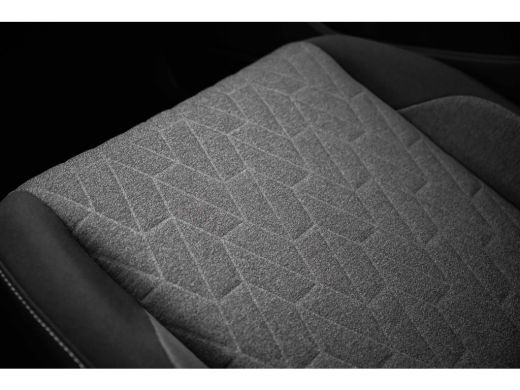Volkswagen T-Cross Life Edition | 'App-Connect' draadloze smartphone integratie | Achterlichten LED | Afstandscontro... ActivLease financial lease