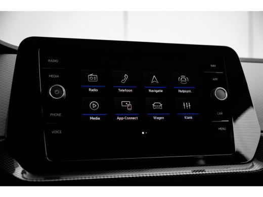 Volkswagen T-Cross Life Edition | 'App-Connect' draadloze smartphone integratie | Achterlichten LED | Afstandscontro... ActivLease financial lease