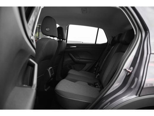 Volkswagen T-Cross Life Edition | 'App-Connect' draadloze smartphone integratie | Achterlichten LED | Afstandscontro... ActivLease financial lease