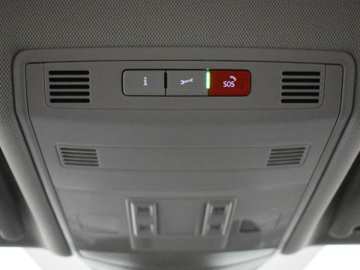 Volkswagen T-Cross Volkswagen Life Edition | 'App-Connect' draadloze smartphone integratie | Achterlichten LED | Afs... ActivLease financial lease