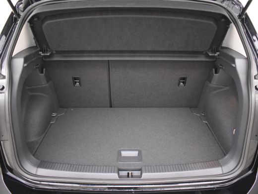 Volkswagen T-Cross Volkswagen Life Edition | 'App-Connect' draadloze smartphone integratie | Achterlichten LED | Afs... ActivLease financial lease