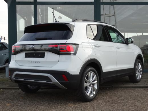 Volkswagen T-Cross Volkswagen Life Edition | 'App-Connect' draadloze smartphone integratie | Achterlichten LED | Afs... ActivLease financial lease