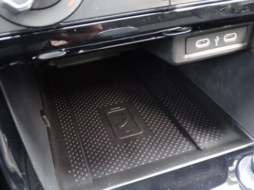 Volkswagen T-Cross Volkswagen Life Edition | 'App-Connect' draadloze smartphone integratie | Achterlichten LED | Afs... ActivLease financial lease