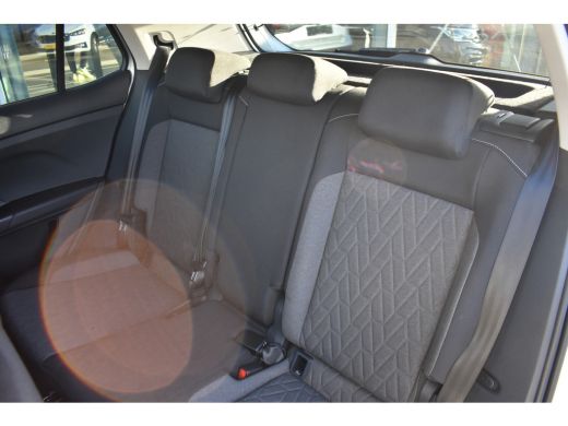 Volkswagen T-Cross Volkswagen Life Edition | 'App-Connect' draadloze smartphone integratie | Achterlichten LED | Afs... ActivLease financial lease
