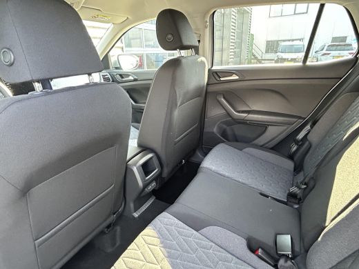 Volkswagen T-Cross Volkswagen Life Edition | 'App-Connect' draadloze smartphone integratie | Achterlichten LED | Afs... ActivLease financial lease