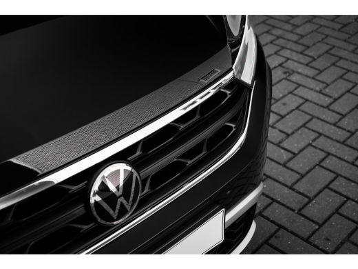 Volkswagen T-Roc Life Edition | 'App-Connect' draadloze smartphone integratie | 'App-Connect' smartphone integrati... ActivLease financial lease