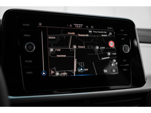Volkswagen T-Roc Life Edition | 'App-Connect' draadloze smartphone integratie | 'App-Connect' smartphone integrati... ActivLease financial lease