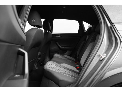 Volkswagen Taigo R-Line Edition | 'App-Connect' draadloze smartphone integratie | Achterlichten LED | Aircondition... ActivLease financial lease