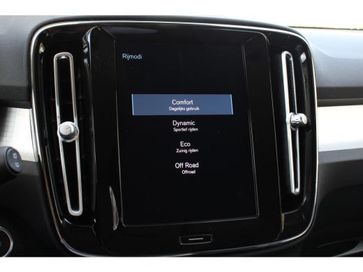 Volvo  XC40 1.5 T3 BUSINESS PRO AUTOMAAT | LEDER | LED | STOELVERWARMING | NAVI | CLIMA  | ORIGINEEL NL! | DE... ActivLease financial lease