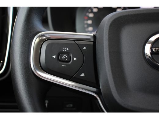 Volvo  XC40 1.5 T3 BUSINESS PRO AUTOMAAT | LEDER | LED | STOELVERWARMING | NAVI | CLIMA  | ORIGINEEL NL! | DE... ActivLease financial lease
