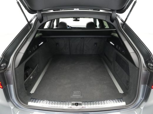 Audi A6 Avant 40 TFSI 204 pk S line edition Competition Panorama DAB Elektr. Verst. Stoelen Memory 64 ActivLease financial lease