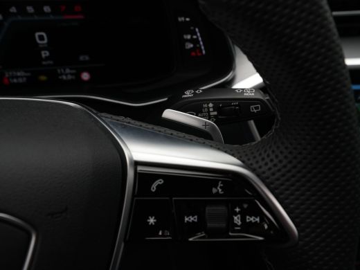 Audi A6 Avant 40 TFSI 204 pk S line edition Competition Panorama DAB Elektr. Verst. Stoelen Memory 64 ActivLease financial lease