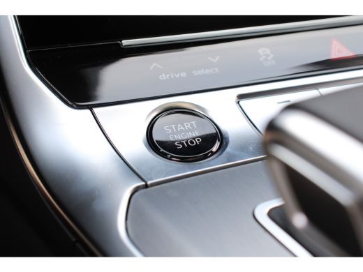 Audi A6 Avant 55 TFSI E QUATTRO S EDITION COMPETITION | PANO DAK | TREKHAAK | 20'' LMV | ActivLease financial lease