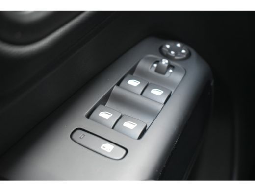 Citroën C5 Aircross Citroen 1.2 Hybrid 136 Max DEMO-DEAL! | Navigatie | Elektr. Stoelen | Adaptive Cruise | Stoelverw... ActivLease financial lease