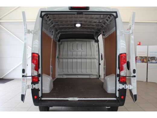 Fiat E-Ducato 3.5T L3H2 79 kWh | 370km WLTP | MET GRATIS WALLBOX, SNEL LEVERBAAR! | | Navigatie | Cruise Contro... ActivLease financial lease