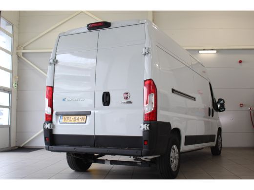 Fiat E-Ducato 3.5T L3H2 79 kWh | 370km WLTP | MET GRATIS WALLBOX, SNEL LEVERBAAR! | | Navigatie | Cruise Contro... ActivLease financial lease