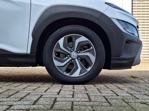 Hyundai KONA 1.6 GDI HEV Comfort | Achteruitrijcamera | Apple Carplay | Climate control | 36 Maanden garantie | ActivLease financial lease