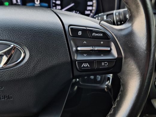 Hyundai KONA 1.6 GDI HEV Comfort | Achteruitrijcamera | Apple Carplay | Climate control | 36 Maanden garantie | ActivLease financial lease