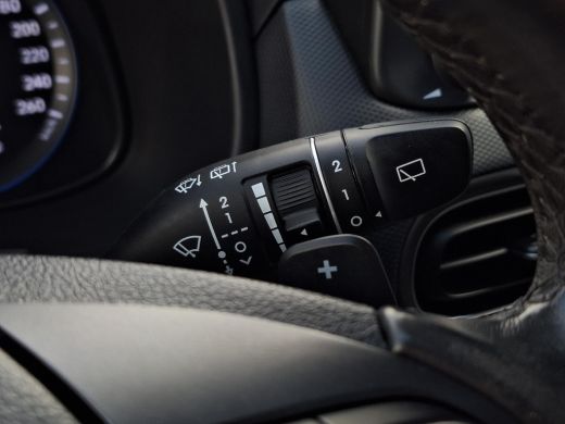 Hyundai KONA 1.6 GDI HEV Comfort | Achteruitrijcamera | Apple Carplay | Climate control | 36 Maanden garantie | ActivLease financial lease