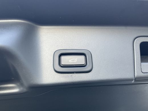 Land Rover Range Rover Evoque 2.0 P200 AWD R-Dynamic Pano.dak Leer Carplay ActivLease financial lease