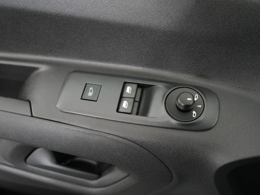 Opel Combo 1.5D 100pk L1 Standaard | Navigatie | Parkeersensoren | Apple Carplay/Android Auto | Airco | Crui... ActivLease financial lease