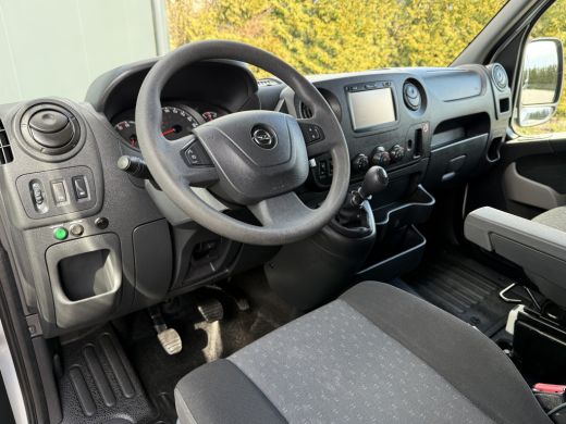 Opel Movano 2.3 CDTI 146 PK / L3H2 / IMPERIAAL / INRICHTING / TREKHAAK / AIRCO / CRUISE / NAVI / CAMERA ActivLease financial lease