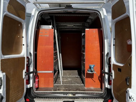 Opel Movano 2.3 CDTI 146 PK / L3H2 / IMPERIAAL / INRICHTING / TREKHAAK / AIRCO / CRUISE / NAVI / CAMERA ActivLease financial lease