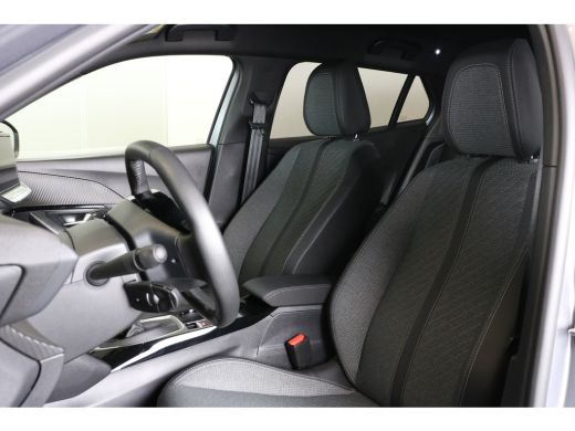 Peugeot 2008 1.2 PureTech 100 Allure | Navi | Camera | Parkeersoren V+ A | LED Koplampen | Cruise control | LM... ActivLease financial lease