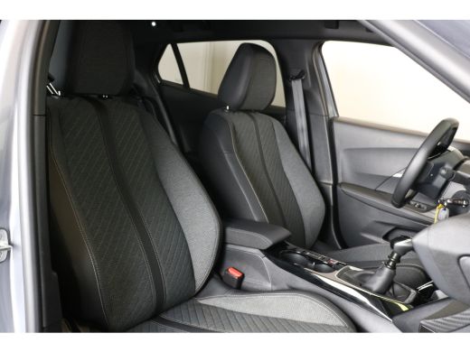 Peugeot 2008 1.2 PureTech 100 Allure | Navi | Camera | Parkeersoren V+ A | LED Koplampen | Cruise control | LM... ActivLease financial lease