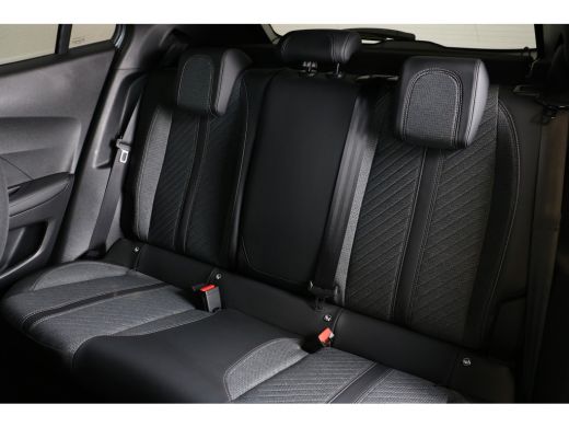 Peugeot 2008 1.2 PureTech 100 Allure | Navi | Camera | Parkeersoren V+ A | LED Koplampen | Cruise control | LM... ActivLease financial lease