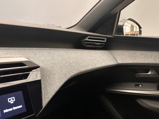 Peugeot 5008 Peugeot 1.2 Hybrid 136 Allure | Achteruitrijcamera | Airco separaat achter | Apple Carplay/Androi... ActivLease financial lease