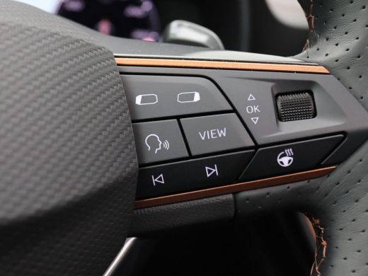 Seat Formentor 1.4 e-Hybrid Performance 204PK DSG achteruitrijcamera, side assist, keyless, full led, panoramada... ActivLease financial lease